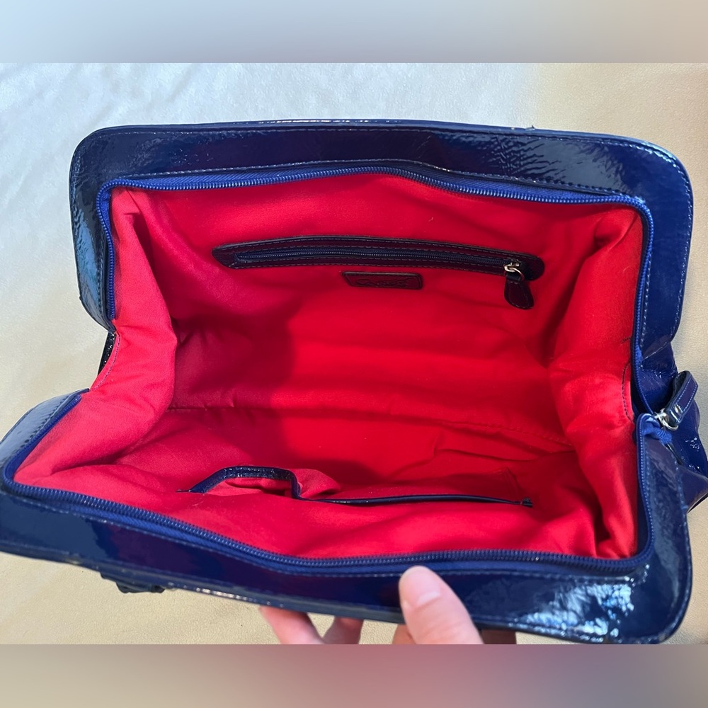 Carlos Santana Elegant Blue Quilted Handbag - Picture 6 of 7